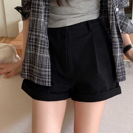 Dongdaemum Women’s Pants, a testament to the elegance and quality of wholesale Korean fashion.