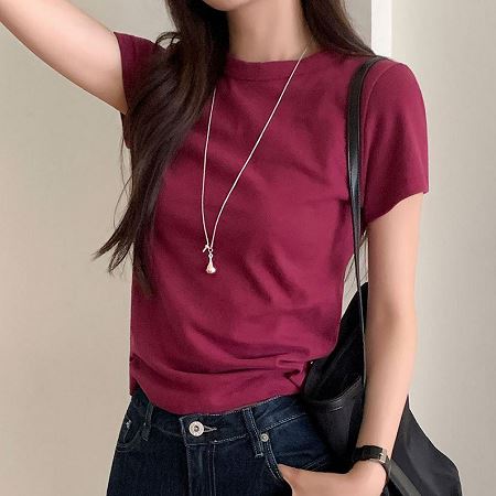 Dongdaemum Women’s Shirts, Tops & T-Shirts, a testament to the elegance and quality of wholesale Korean fashion.