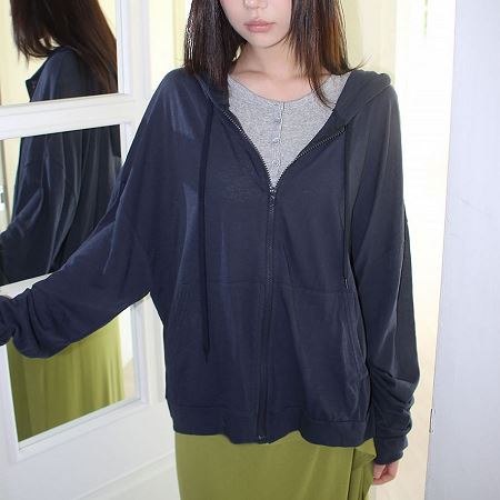 Dongdaemum Women’s Coats & Jackets, a testament to the elegance and quality of wholesale Korean fashion.