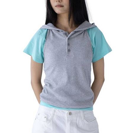 Dongdaemum Women’s Shirts, Tops & T-Shirts, a testament to the elegance and quality of wholesale Korean fashion.