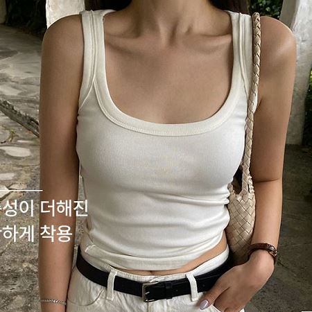 Dongdaemum Women’s Shirts, Tops & T-Shirts, a testament to the elegance and quality of wholesale Korean fashion.
