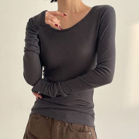 Dongdaemum Women’s Shirts, Tops & T-Shirts, a testament to the elegance and quality of wholesale Korean fashion.