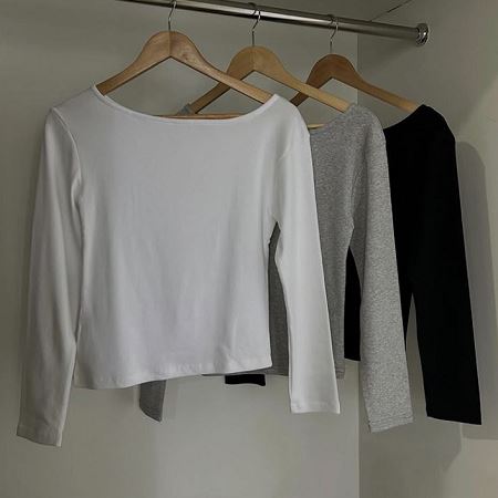 Dongdaemum Women’s Shirts, Tops & T-Shirts, a testament to the elegance and quality of wholesale Korean fashion.