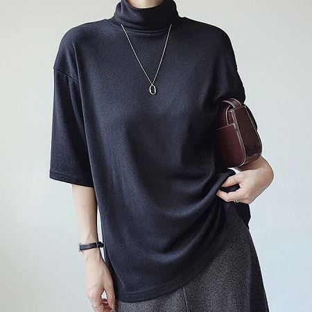 Dongdaemum Women’s Shirts, Tops & T-Shirts, a testament to the elegance and quality of wholesale Korean fashion.