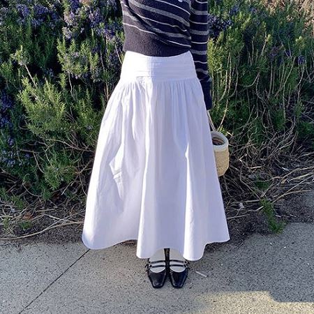 Dongdaemum Women’s Dresses, a testament to the elegance and quality of wholesale Korean fashion.