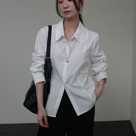Dongdaemum Women’s Shirts, Tops & T-Shirts, a testament to the elegance and quality of wholesale Korean fashion.