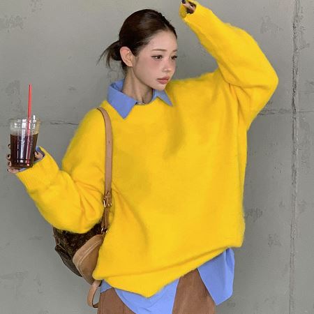 Dongdaemum Women’s Shirts, Tops & T-Shirts, a testament to the elegance and quality of wholesale Korean fashion.