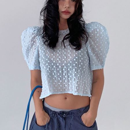 Dongdaemum Women’s Shirts, Tops & T-Shirts, a testament to the elegance and quality of wholesale Korean fashion.