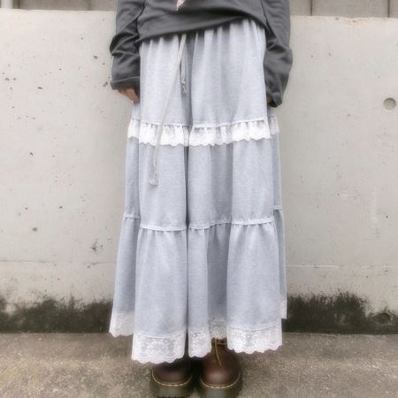 Dongdaemum Women’s Dresses, a testament to the elegance and quality of wholesale Korean fashion.