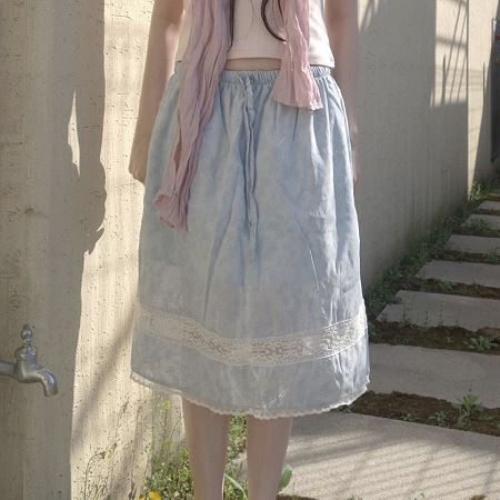 Dongdaemum Women’s Dresses, a testament to the elegance and quality of wholesale Korean fashion.