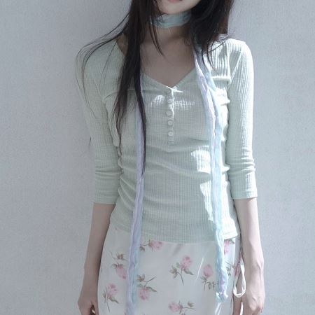 Dongdaemum Women’s Shirts, Tops & T-Shirts, a testament to the elegance and quality of wholesale Korean fashion.