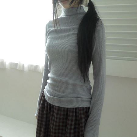 Dongdaemum Women’s Shirts, Tops & T-Shirts, a testament to the elegance and quality of wholesale Korean fashion.