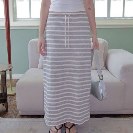 Dongdaemum Women’s Dresses, a testament to the elegance and quality of wholesale Korean fashion.