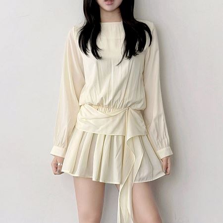 Dongdaemum Women’s Dresses, a testament to the elegance and quality of wholesale Korean fashion.