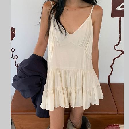 Dongdaemum Women’s Dresses, a testament to the elegance and quality of wholesale Korean fashion.