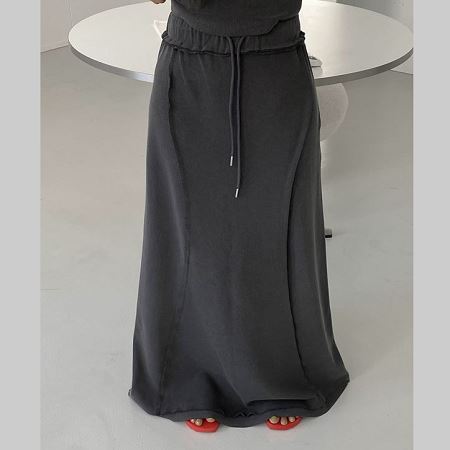 Dongdaemum Women’s Dresses, a testament to the elegance and quality of wholesale Korean fashion.